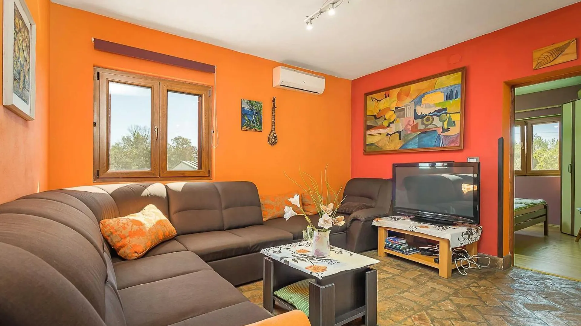 Holiday Home Pina Pola