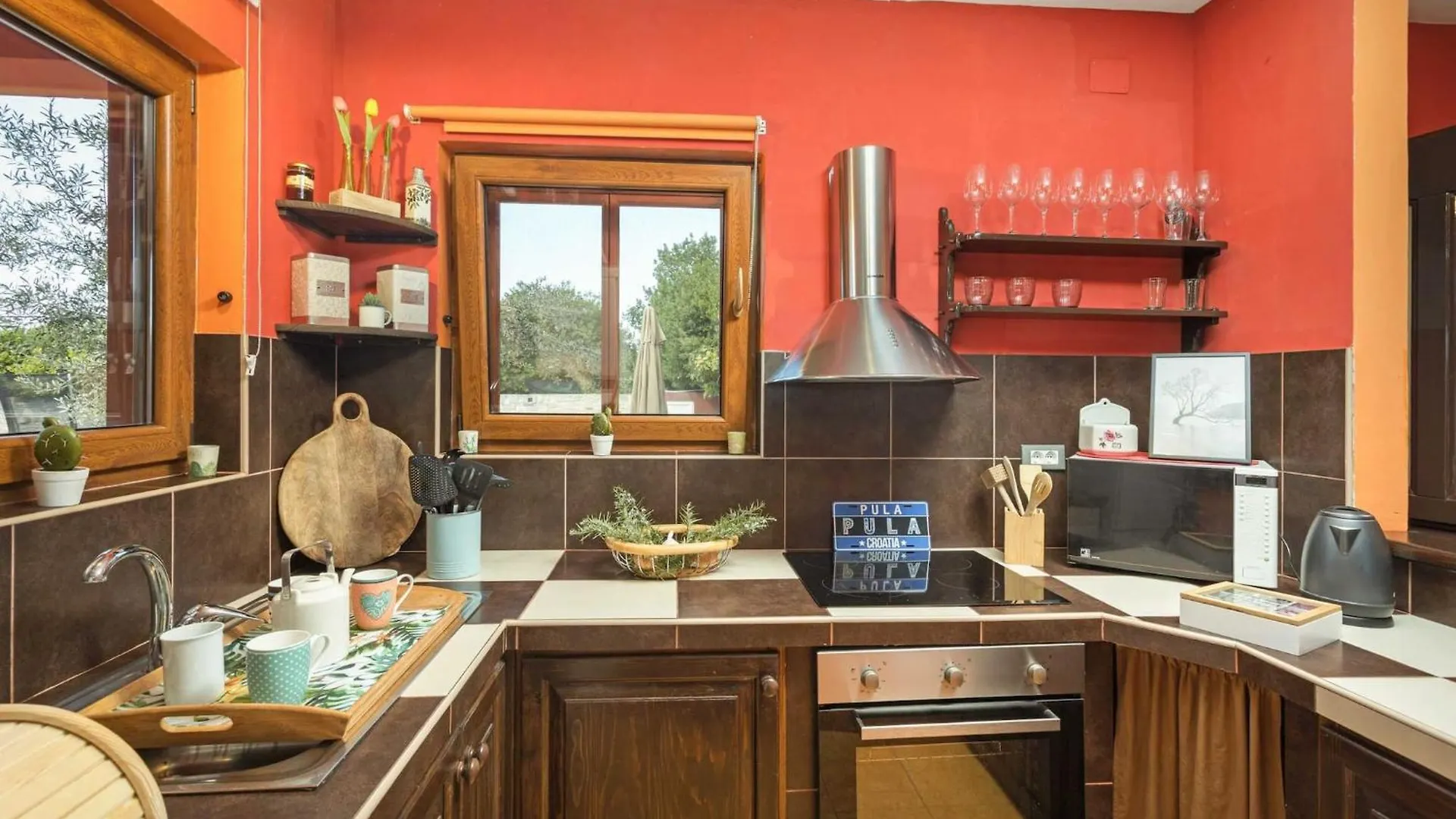 Holiday Home Pina Pola Croazia