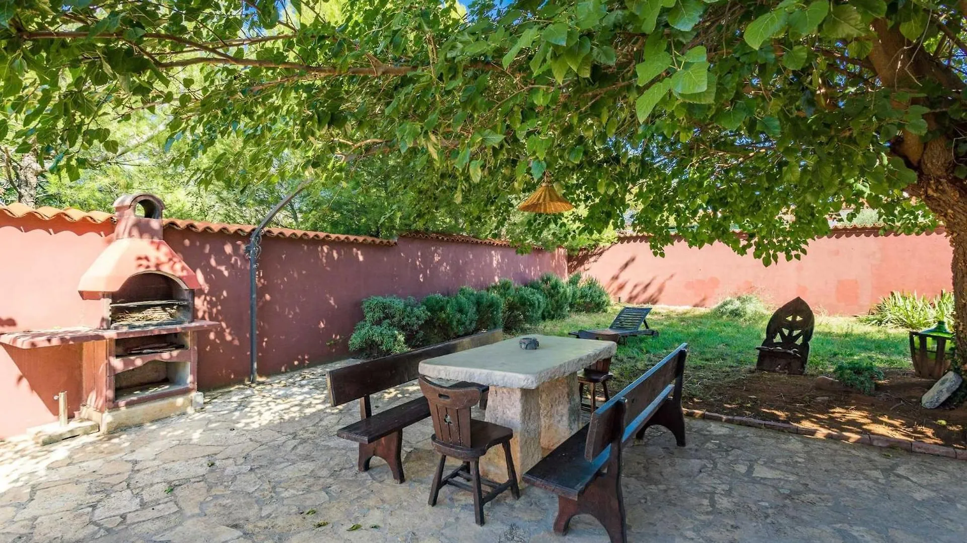 Holiday Home Pina Pula